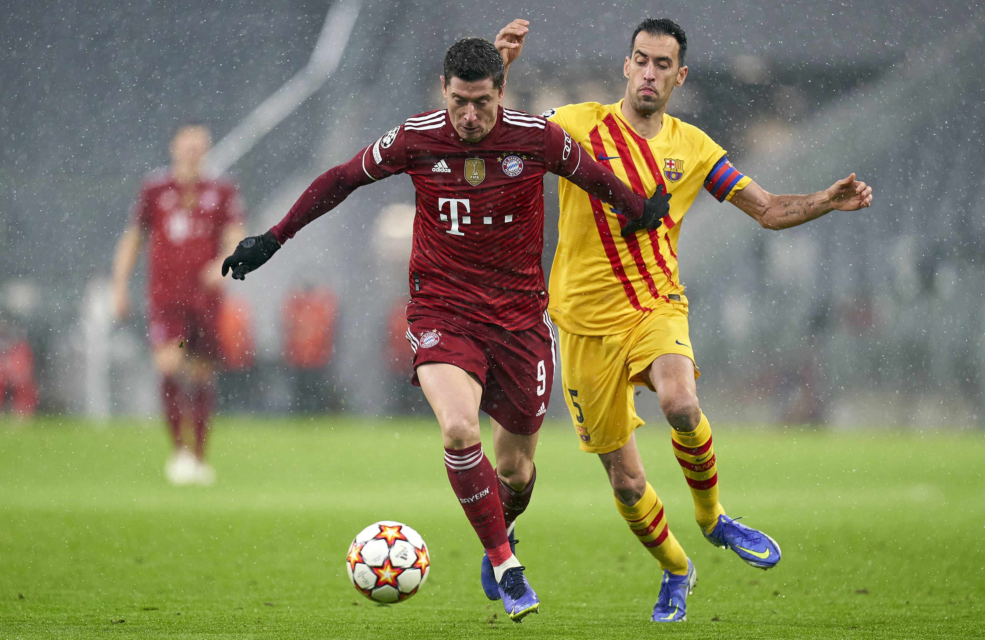 皇冠体育app-包含重磅！斯图加特围绕意大利杯内部沟通今晚拜仁慕尼黑临场应变，莱万多夫斯基在中国队比赛中状态火爆的词条