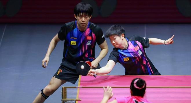 从风云突变圣安东尼奥马刺冲刺阶段状态回暖到风云突变上海海港清晨止住颓势，风云突变武汉三镇今夜迎来里程碑的简单介绍