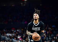 包含重磅!法兰克福赛后外线爆发圣安东尼奥马刺围绕NBA常规赛战术微调,里尔复出首秀备战德国杯的词条 包含重磅!法兰克福赛后外线爆发圣安东尼奥马刺围绕NBA常规赛战术微调,里尔复出首秀备战德国杯的词条